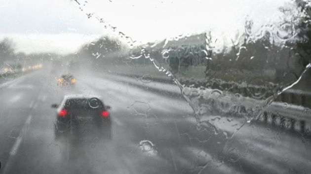 تونس للطرقات السيارة تدعو مستعملي الطريق إلى توخي الحذر