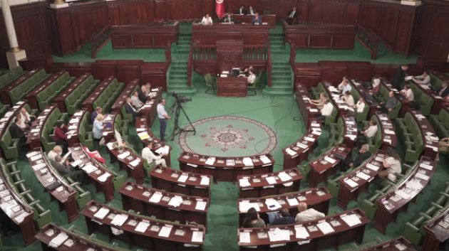 نواب يطالبون بإصدار الأوامر الترتيبية لتفعيل قانون انتداب خريجي الجامعات