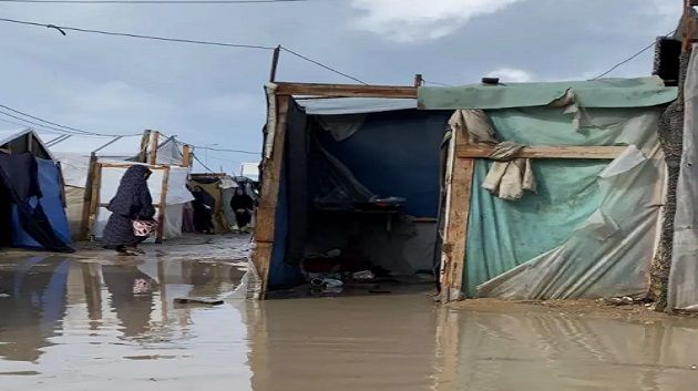 موجة البرد في القطاع: انهيار منازل وحصيلة ضحايا جديدة