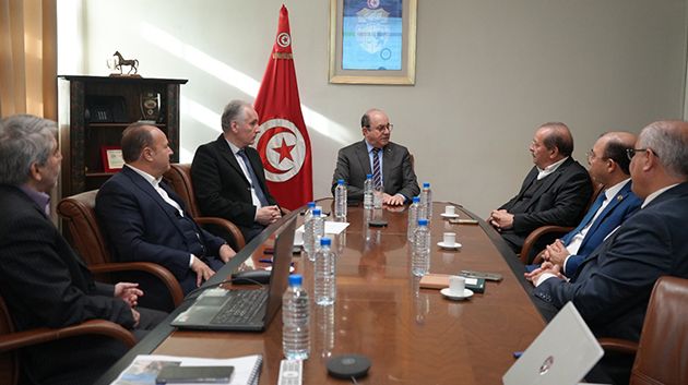 متابعة تقدّم إنجاز مشروع 'كوستا كوراليس' بطبرقة محور جلسة عمل بوزارة السياحة