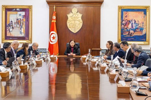 اللجنة العليا للإنتاج الخاص للكهرباء توافق على إنجاز مشاريع لإنتاج الطاقة باعتماد الطاقات المتجددة 