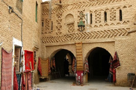 توزر.. أكثر من 2800 سائح أقاموا في النزل ليلة رأس السنة 