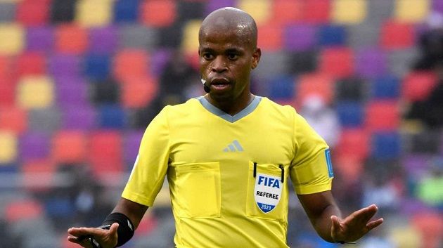  الجنوب إفريقي توم أبو إنجيل حكما لمباراة تونس ومالي