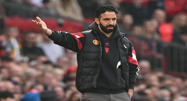 إقالة روبن أموريم من تدريب مانشستر يونايتد