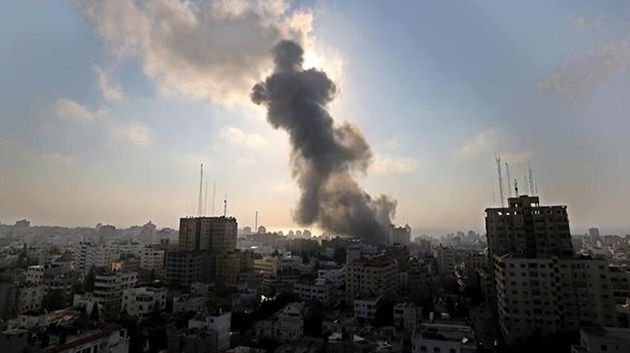 غارات إسرائيلية عنيفة على أنحاء متفرّقة من القطاع