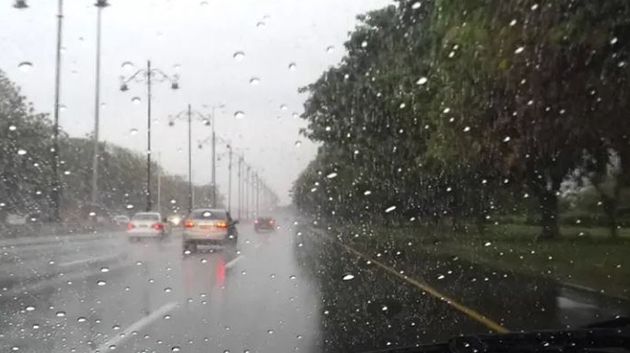 طقس اليوم: سحب عابرة مع أمطار متفرّقة