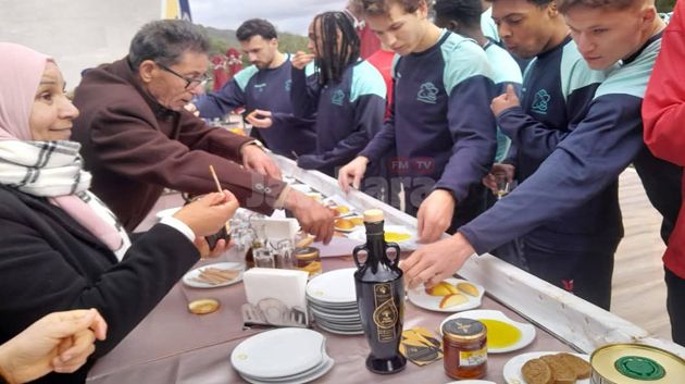 طبرقة :يوم ترويجي للتعريف بزيت الزيتون (صور)