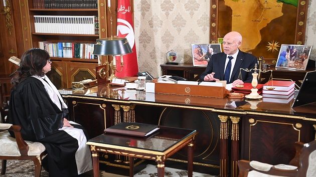 سعيّد: خسائر بحوالي 1070 مليون دينار في 11 هيكلا عموميّا