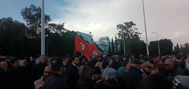 مسيرة بالعاصمة للمطالبة باستكمال تحقيق أهداف الثورة