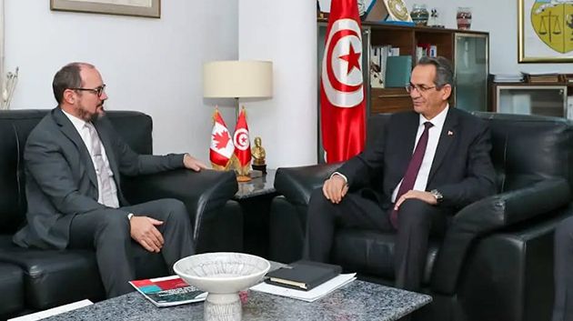 وزير التعليم العالي وسفير كندا بتونس يستعرضان آفاق أنشطة التعاون بين البلدين