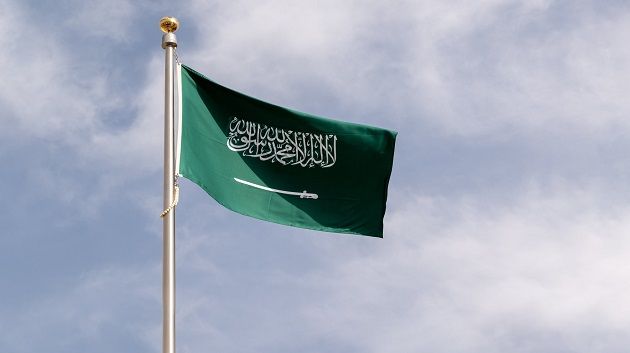 السعودية تُبلغ إيران أنها لن تسمح باستخدام أجوائها لأي هجوم ضدّها