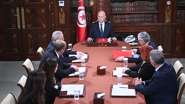 رئيس الجمهوريّة: إعادة بناء المرفق العمومي للصحّة مطلب مشروع للشّعب التونسي