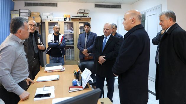 وزيرُ النقل يعاين سير العمل بمرافق تابعة للوكالة الفنية للنقل البري