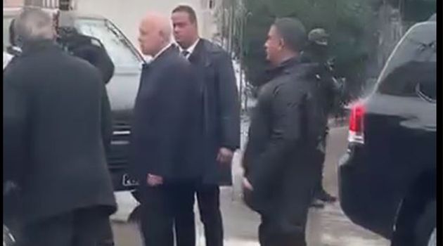 رئيس الجمهورية يطّلع على الأوضاع في رادس اثر تقلبات جوية عنيفة (فيديو)