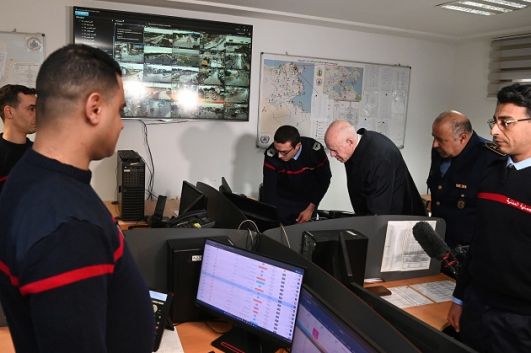 رئيس الجمهورية يتابع الاجراءات التي تم اتخاذها بسبب الفيضانات (صور)