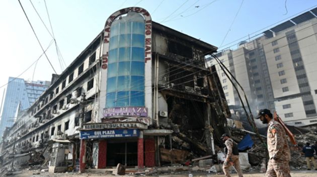 باكستان: ارتفاع ضحايا حريق المركز التجاري