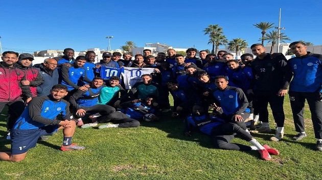 أيمن الحرزي يودّع زملاءه بالاتحاد المنستيري قبل التحاقه بالإفريقي