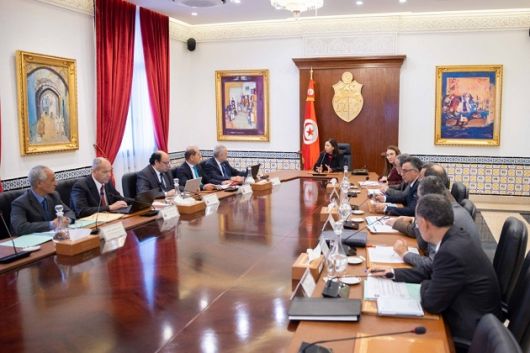 لجنة المشاريع الكبرى تسند صفقة بناء المستشفى الجهوي بنفطة لإحدى المقاولات للتسريع في إنجازه