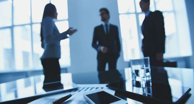 المعهد العربي لرؤساء المؤسسات يدعو لتخفيف الضرائب عن القطاع الخاص