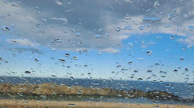 اليوم: أمطار متفرّقة ورعديّة تشمل هذه المناطق