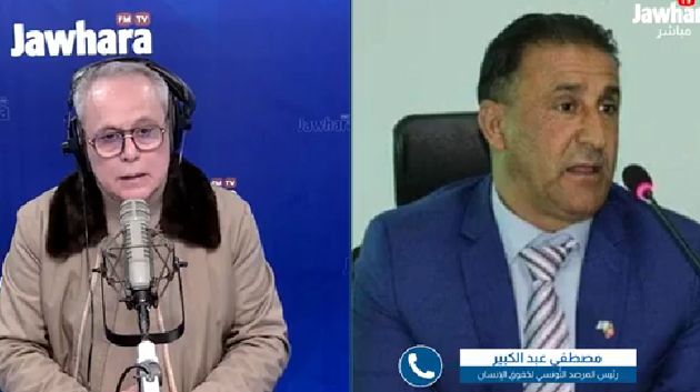 اقتحموا مدرسة اعداديّة بدرّاجات ناريّة.. ولمّا تصدّى لهم المدير دهسوه !!