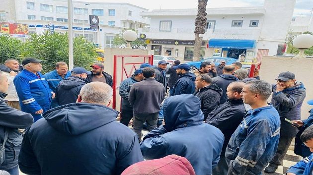 نابل : وقفة احتجاجية لأعوان الشركة الجهوية للنقل 