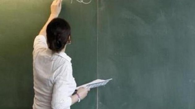 مقترح قانون لإدماج معلمين و أساتذة نواب مباشرين للتدريس 