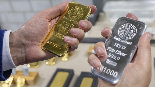 الذهب نحو تسجيل أسوأ أداء يومي منذ 1983