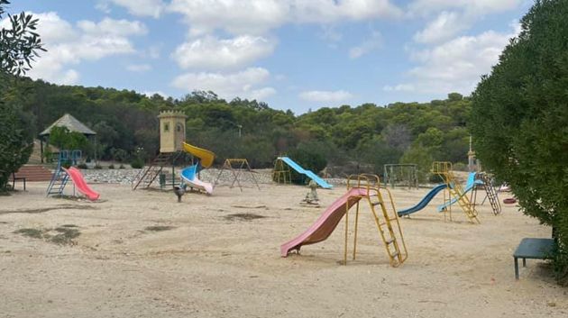 غلق منتزهات النحلي ورادس والمروج بسبب سوء الأحوال الجوية