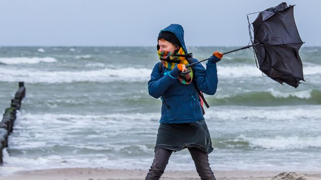 نشرة محينة: رياح قوية جدا و أمطار محليا هامة بداية من ظهر اليوم