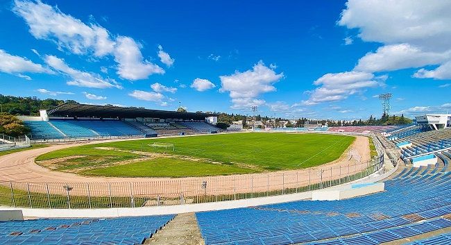 ملعب الشاذلي زويتن: انهيار جزء من السور المحاذي لمأوى السيارات