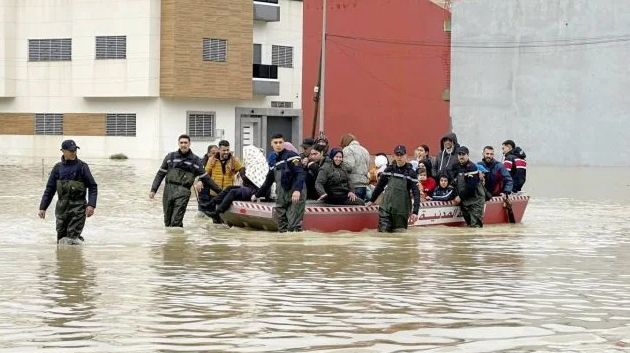 المغرب: إجلاء نحو نصف سكان مدينة القصر الكبير تحسّبا من الفيضانات