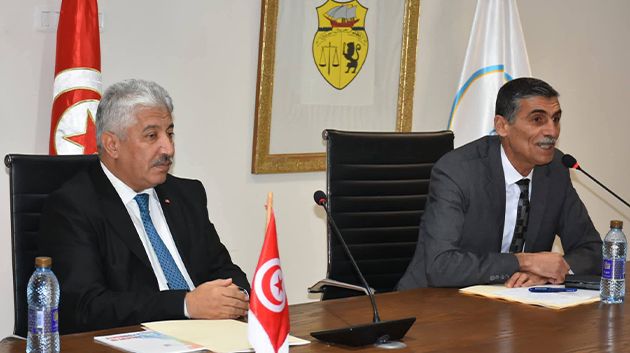 وزير التشغيل يوصي باتخاذ تدابير عملية للنهوض بجودة التكوين 