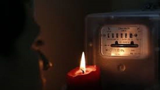 المكنين: انقطاع التيار الكهربائي عن مناطق جرّاء الرياح