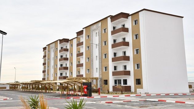 وزير الدفاع يدشّن مشروعا سكنيا بالحي العسكري 'الشهيد الوكيل فتحي الوناسي' بصفاقس
