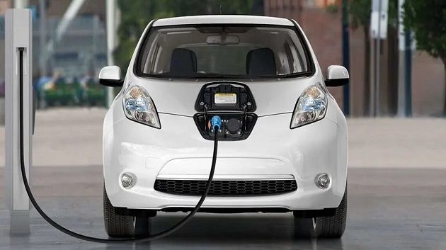 وكالة التحكم في الطاقة تُذكّر بالحوافز الحبائية والمالية للسيارات الكهربائيّة 