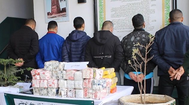 الجزائر: حجز أكثر من قنطار 'زطلة'  