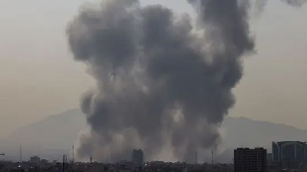 طهران تبدأ الردّ.. وصفارات الإنذار تُدوّي في الأراضي المحتلة