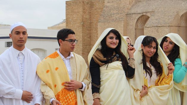 اليوم الوطني للباس التقليدي: جمعية 'القيروان مدينتي' تنظم خرجة 'السفساري'