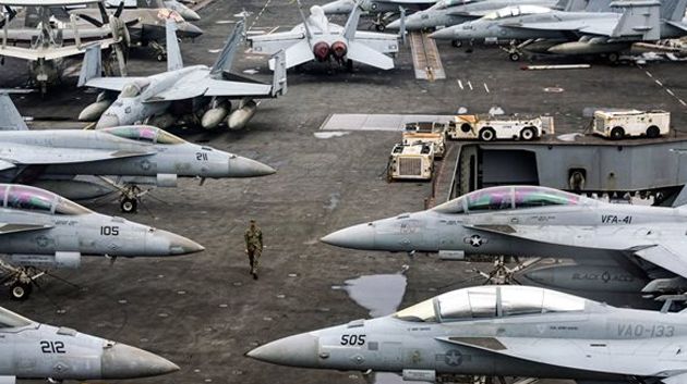 فرنسا تسمح لطائرات أمريكية باستخدام قواعدها في الشرق الأوسط