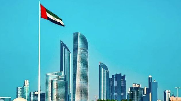 أبوظبي: إصابة 6 أشخاص إثر سقوط شظايا طائرة مسيّرة