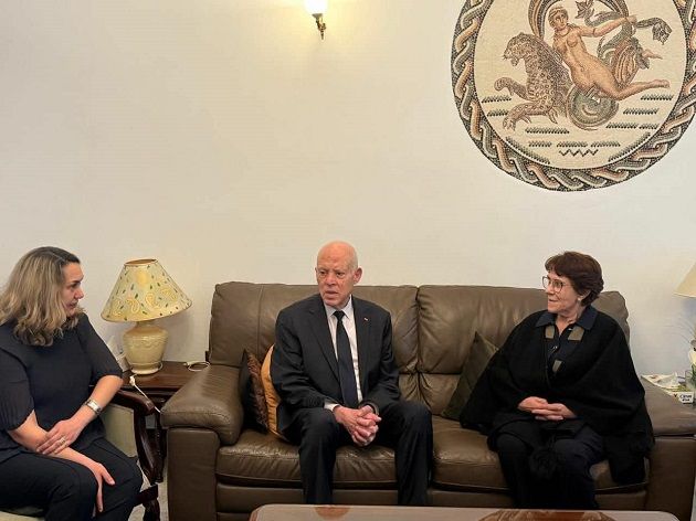 رئيس الجمهورية يقدّم واجب العزاء لعائلة الصادق بلعيد