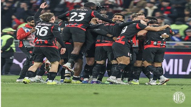 ميلان يحسم الدربي ضد الإنتر  والإثارة تعود من جديد في أعلى الترتيب