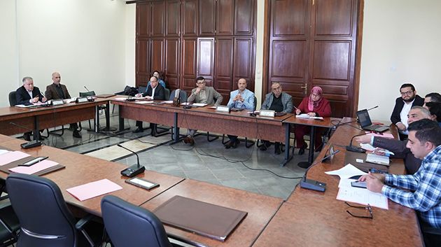 لجنة الصحة بالبرلمان تنظر في مقترح قانون يتعلّق بصناعة المكمّلات الغذائية