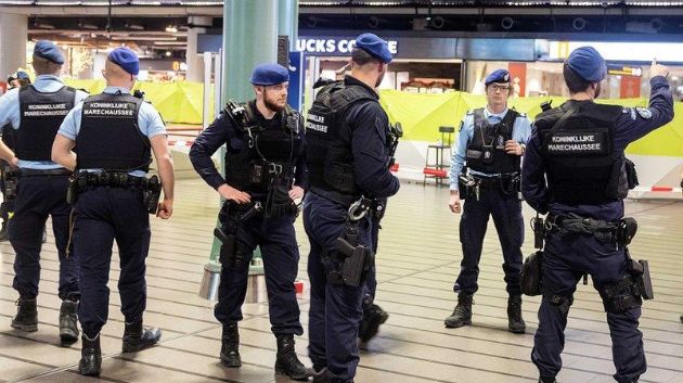 انفجـ.ار بمدرسة يهودية في أمستردام