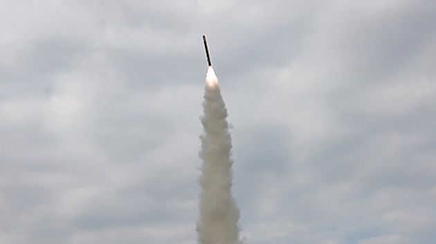 كوريا الشمالية تطلق نحو 10 صواريخ بالستيّة