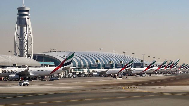 تعليق حركة الطيران موقتاً في مطار دبي بعد هجوم بمسيّرة
