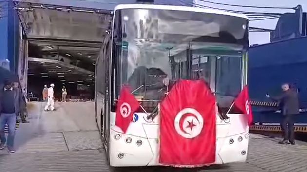 وزارة النقل تتسلّم دفعة جديدة من الحافلات لتعزيز النقل العمومي في الجهات