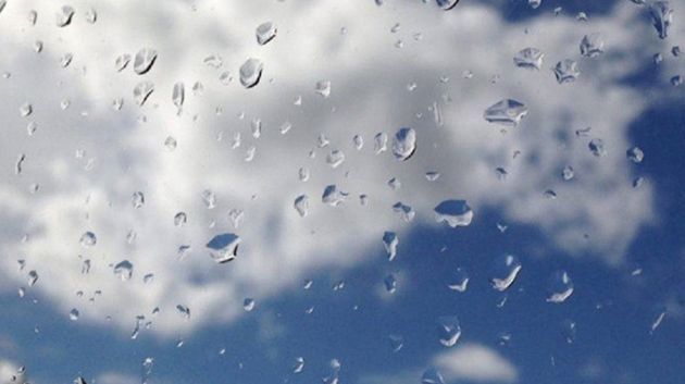 اليوم: سحب عابرة مع أمطار متفرّقة بهذه المناطق