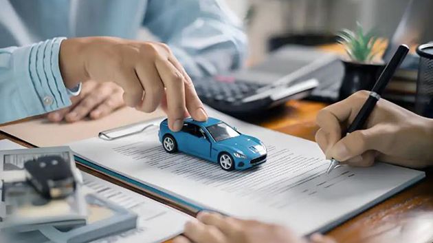 مدير جامعة شركات التأمين يُوضّح أسباب رفض تأمين السيارات القديمة (فيديو)